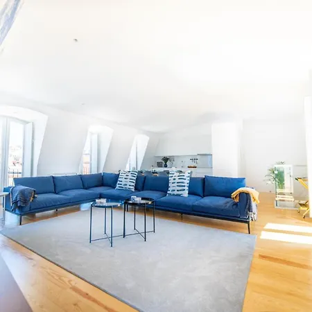 Apartmán Blue By The River 4 - Unique Penthouse Duplex With A View