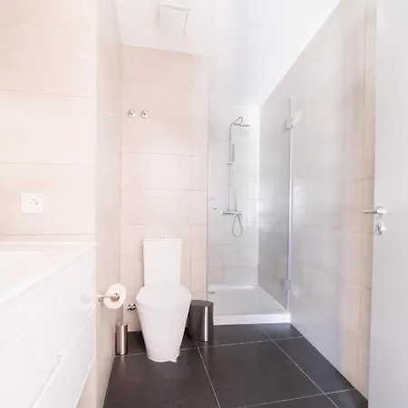 Blue By The River 4 - Unique Penthouse Duplex With A View Apartmán